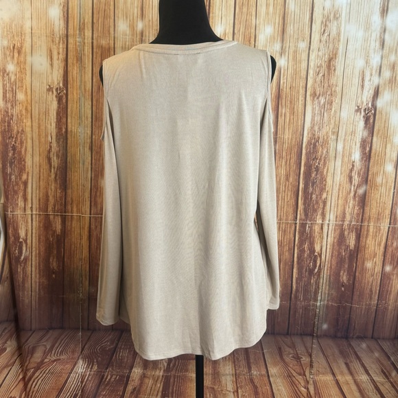 Calvin Klein Women’s Scoop Neck Long Sleeve Cold Shoulder Tan Blouse Size Large - Picture 4 of 13